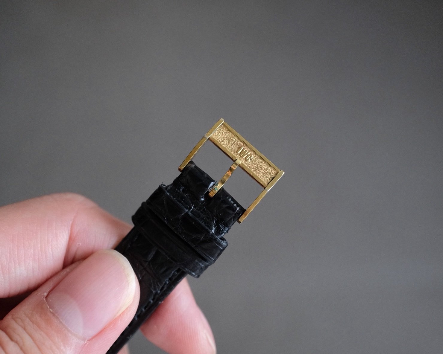 IWC 18K YG Cushion Case Roman Numeral Dial Ref. 1418 - Image 12