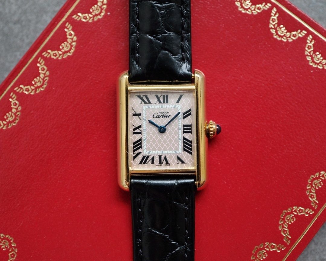 Must de Cartier Tank Vermeil MM Christmas Edition Ref. 2415