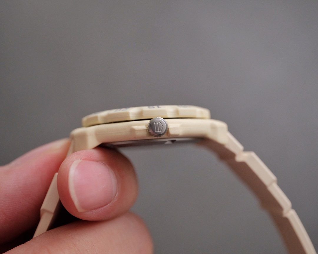 Kith x Tag Heuer Formula 1 Miami Beige Limited Edition - Image 4