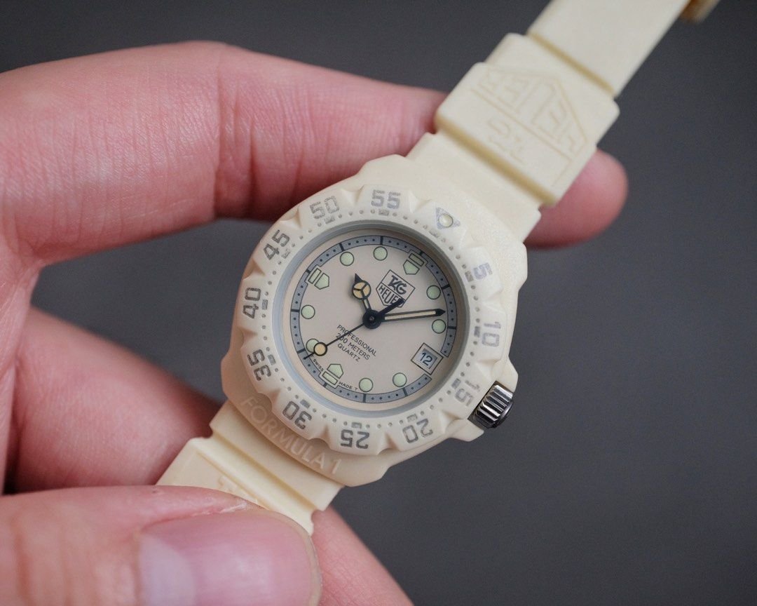 Tag Heuer Formula 1 Professional Date 200m White Cream Ref. 361.508 - Image 2