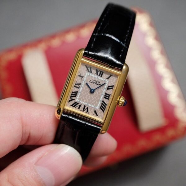 Must de Cartier Tank Vermeil MM Christmas Edition Ref. 2415