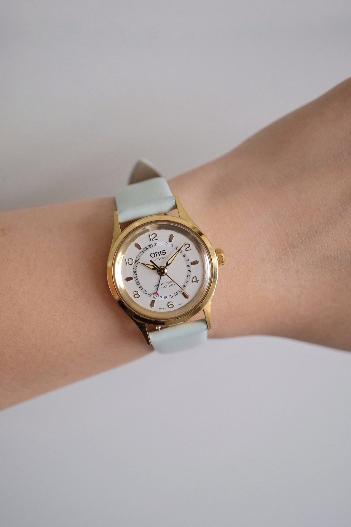 NOS Vintage Oris Pointer Date in Gold Plated Ref. 7306 - Image 9