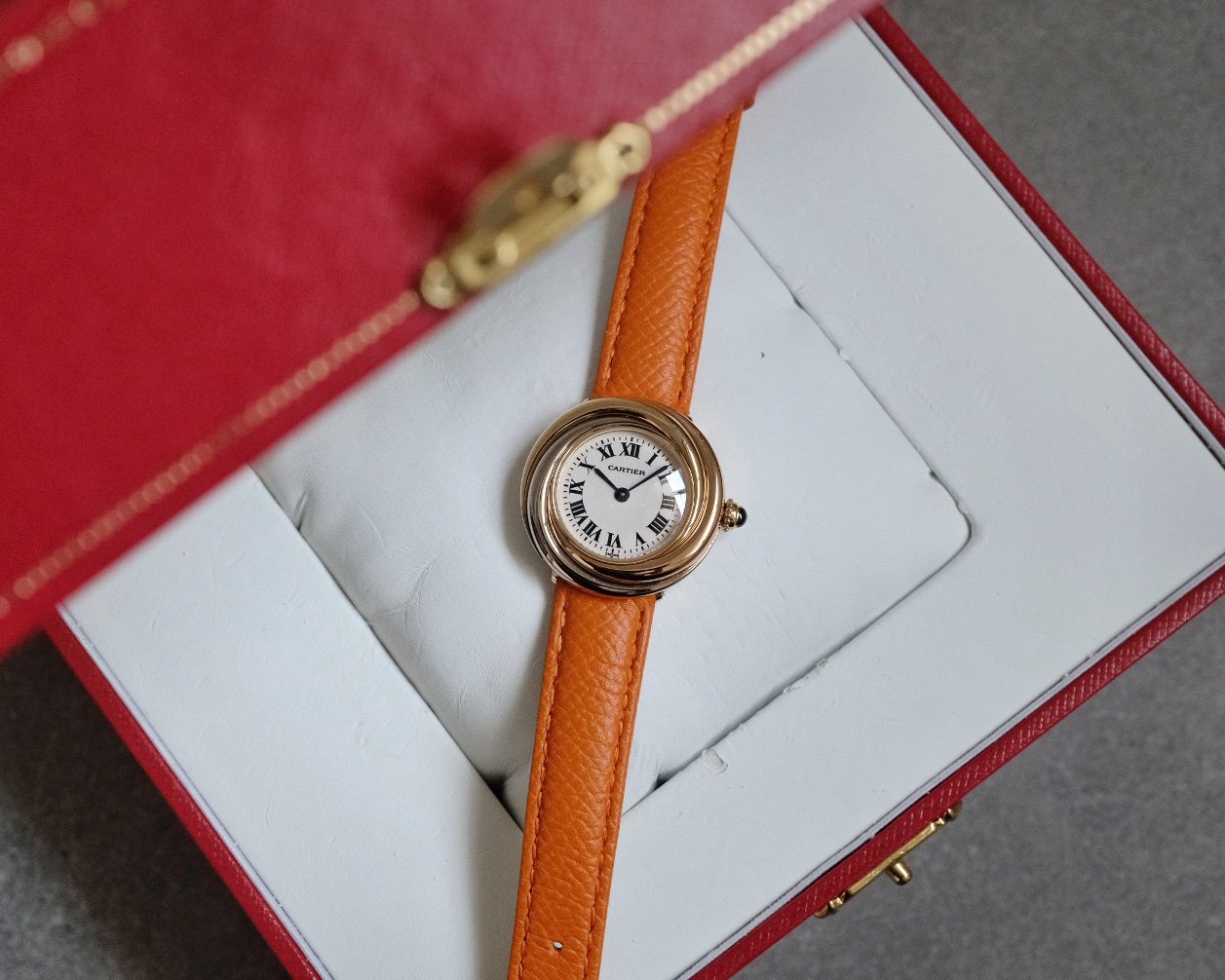 Cartier Trinity 18K Yellow, Rose, White Gold Ref. W6000156 / 2357 - Image 12