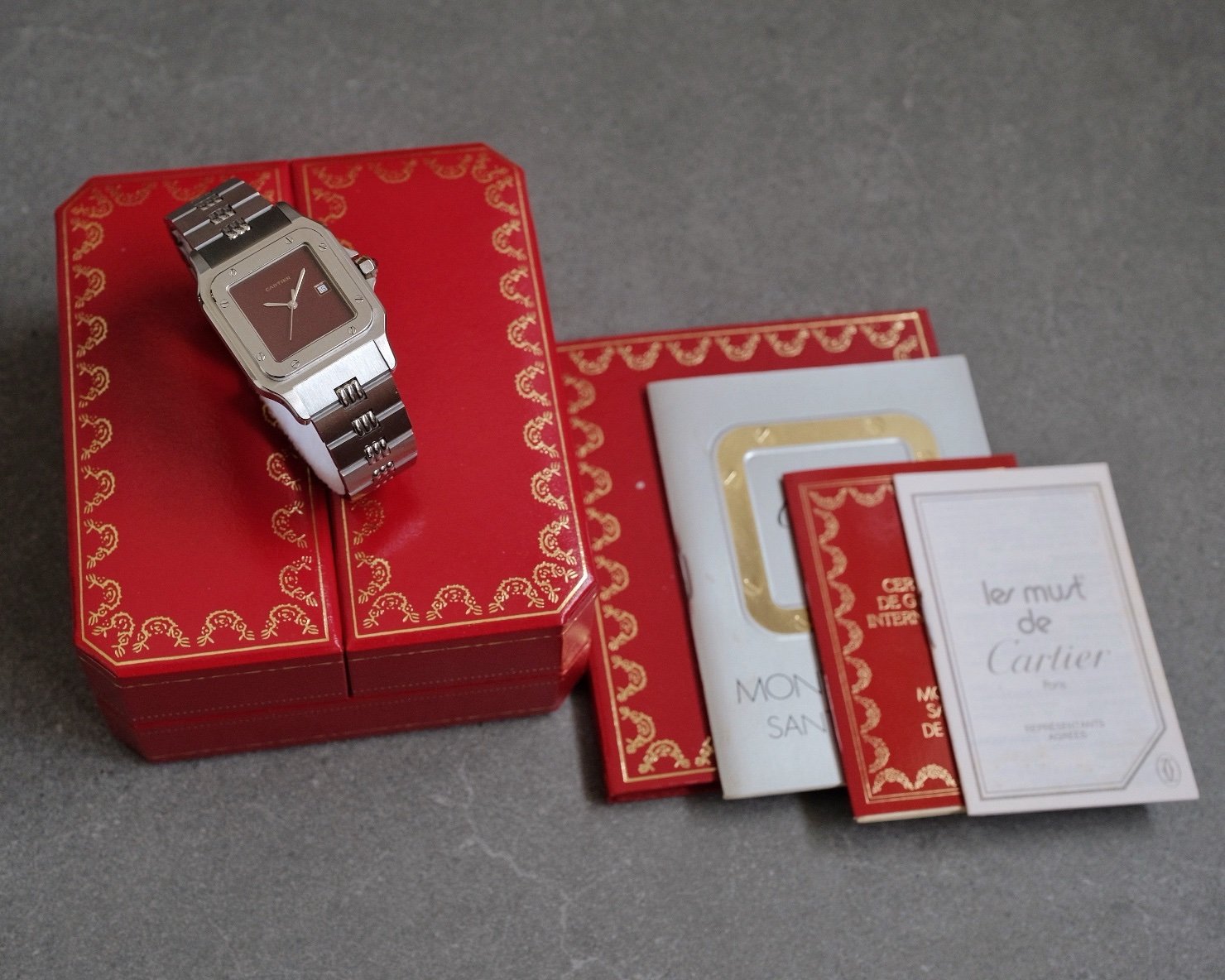 Cartier Santos Carree LM Burgundy Dial Ref. 2960 - Full Set - Image 14
