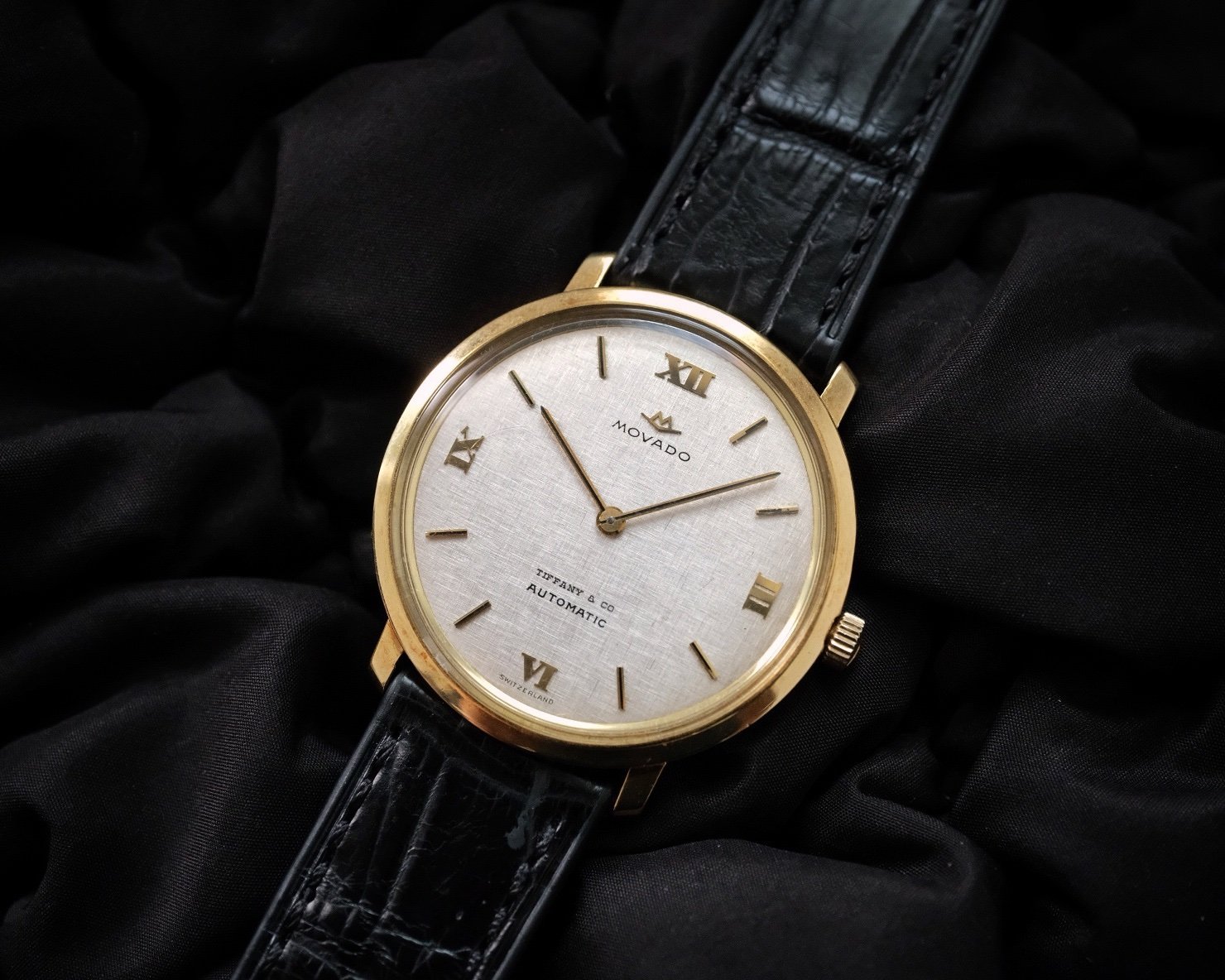 Double Signed, Movado Sub Sea 18K Yellow Gold Manual Wind Cal. 230 Retailed by Tiffany & Co